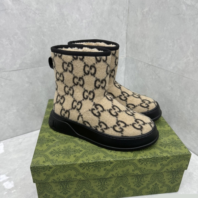 G*u*i boots